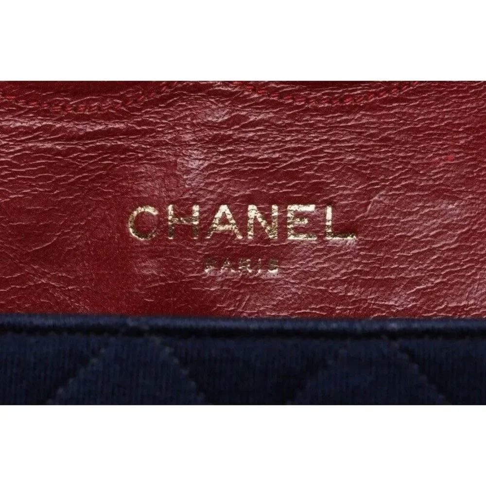 Chanel Matelasse Turnlock Straight Flap Chain Shoulder Jersey Material - Picture 9 of 9